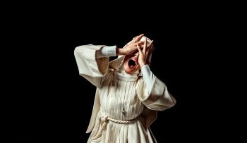 nu-tu-tu-than-vietsub-thuyet-minh