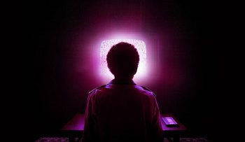 toi-thay-tv-bung-sang-vietsub-thuyet-minh