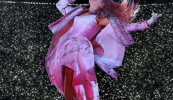 taylor-swift-the-eras-tour-show-ket-man-vietsub-thuyet-minh